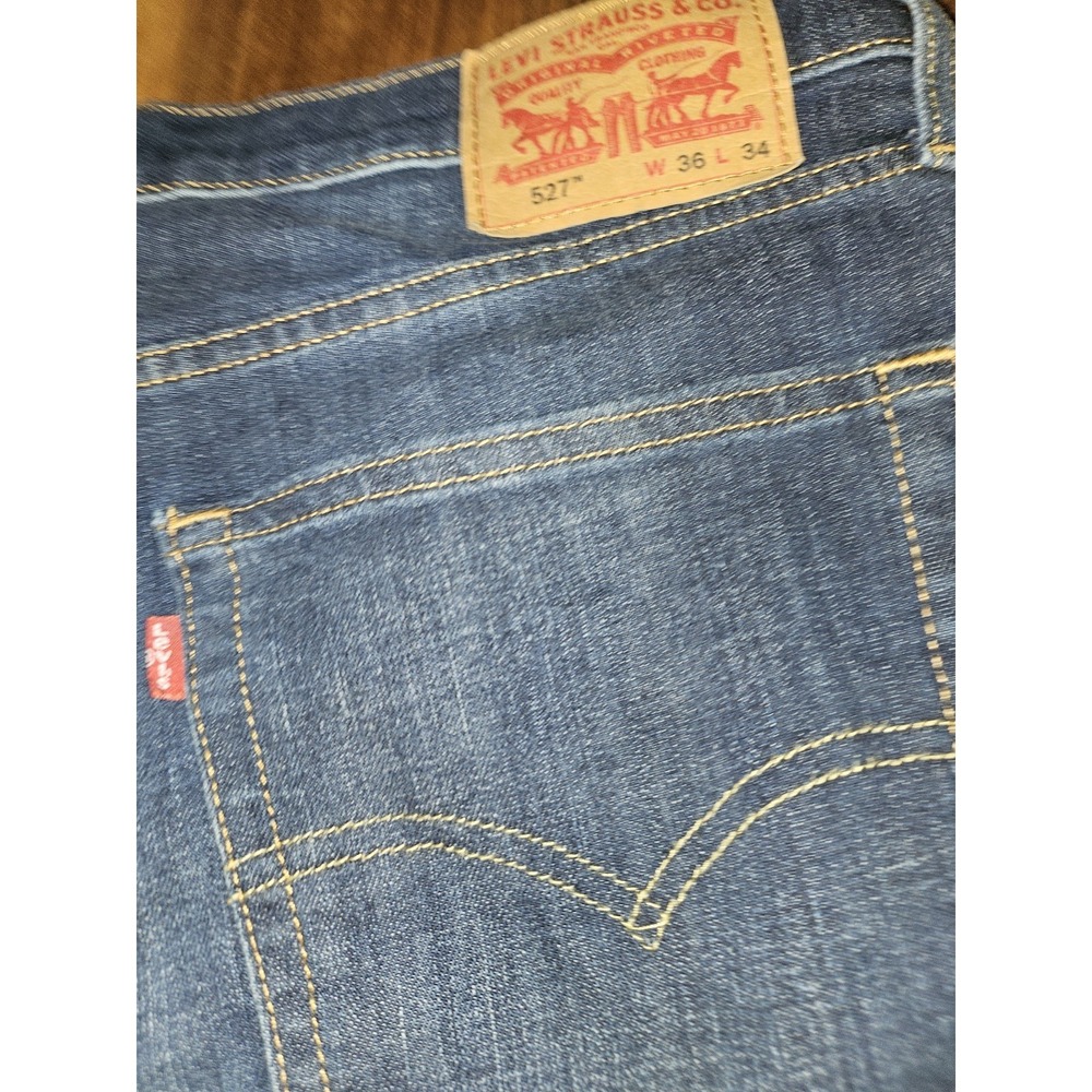Levis Mens 527 Medium Blue Sz 36w 34L.